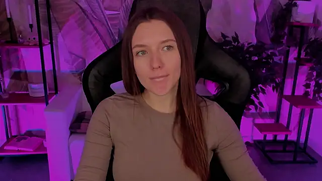 Snapshot of JennyDens chatting on December 11, 2:41 am JennyDens online show from December 11, 2:41 am