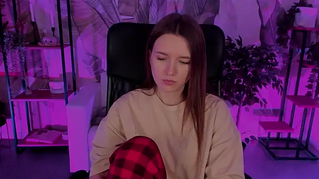 Snapshot of JennyDens chatting on January 2, 5:46 am JennyDens online show from January 2, 5:46 am