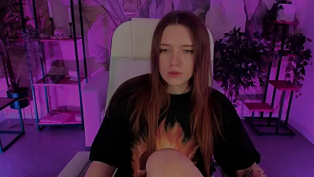 Snapshot of JennyDens chatting on March 11, 12:54 am JennyDens online show from March 11, 12:54 am