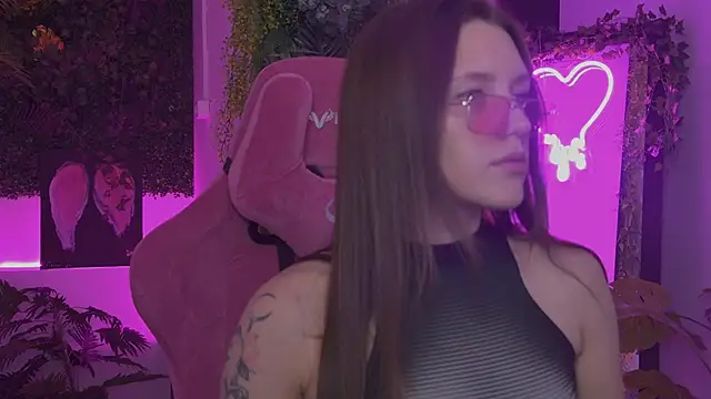 JennyDens online show from June 21, 6:10 pm