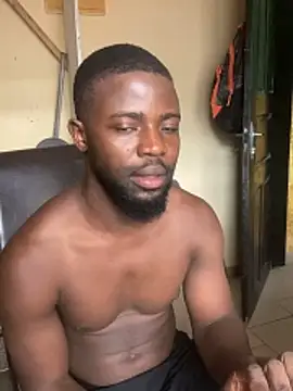 Snapshot of vannycov chatting on February 8, 10:29 am vannycov online show from February 8, 10:29 am