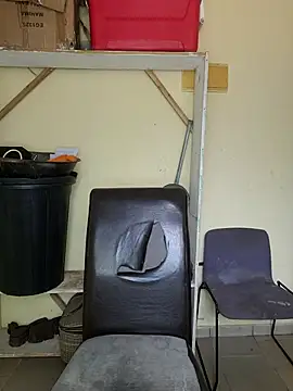 Snapshot of vannycov chatting on February 21, 11:44 am vannycov online show from February 21, 11:44 am