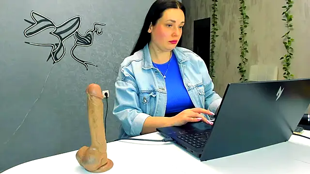 WorshipLilit online show from January 10, 1:07 am