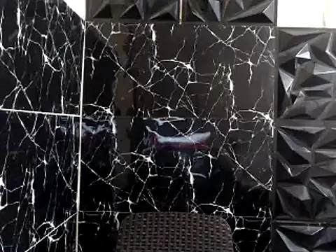 Snapshot of MissKeanna chatting on December 23, 8:47 pm MissKeanna online show from December 23, 8:47 pm