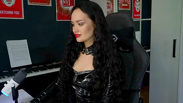 QueenAliss online show from September 9, 4:01 am