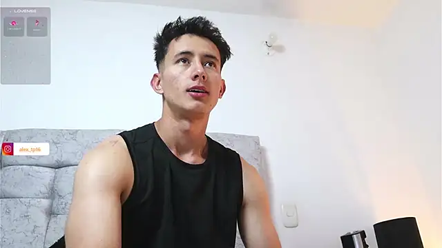 Snapshot of _Alexxx chatting on January 31, 12:17 am Alexxx online show from January 31, 12:17 am