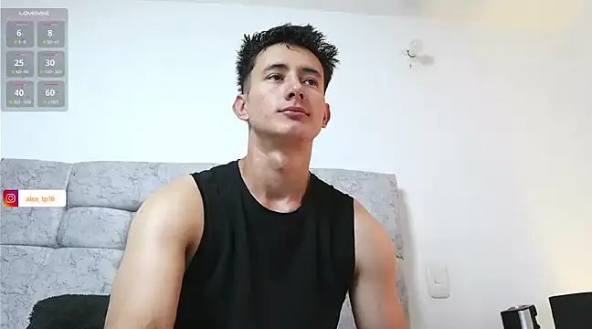 Snapshot of _Alexxx chatting on February 18, 11:19 pm Alexxx online show from February 18, 11:19 pm