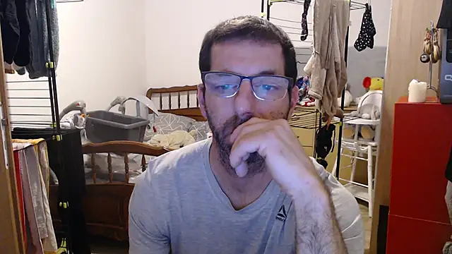 Snapshot of steph19x5 chatting on December 29, 5:01 pm steph19x5 online show from December 29, 5:01 pm
