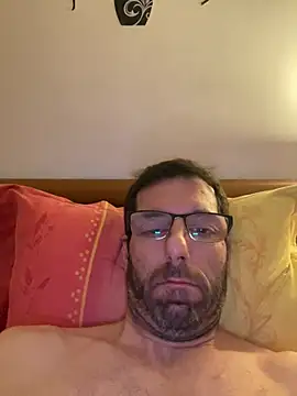 Snapshot of steph19x5 chatting on December 29, 9:52 pm steph19x5 online show from December 29, 9:52 pm