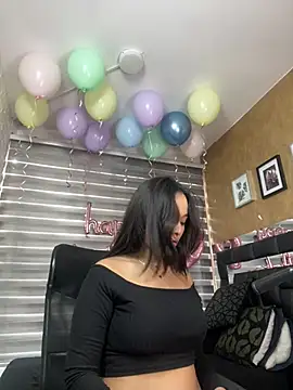 Little Amber6 online show from January 9, 8:22 pm