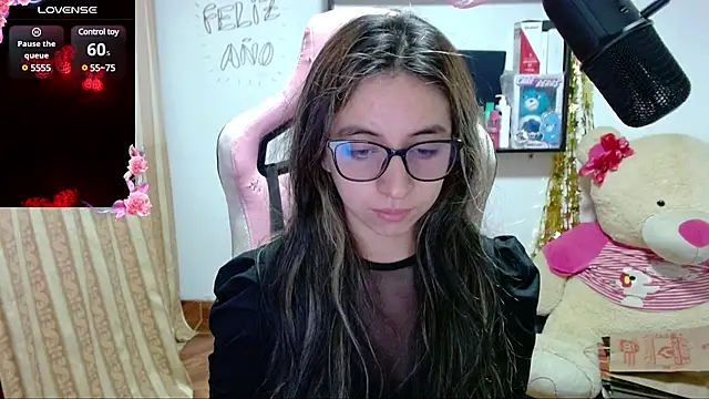 Maggie Fox3 online show from January 20, 1:50 am