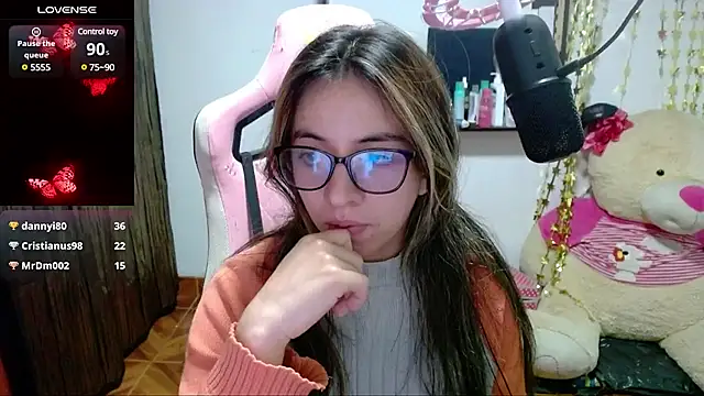 Maggie Fox3 online show from February 9, 6:11 am