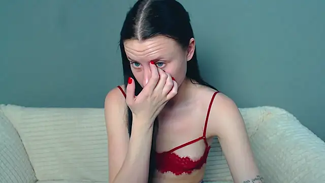 Snapshot of VikiKelt chatting on December 11, 3:24 am VikiKelt online show from December 11, 3:24 am