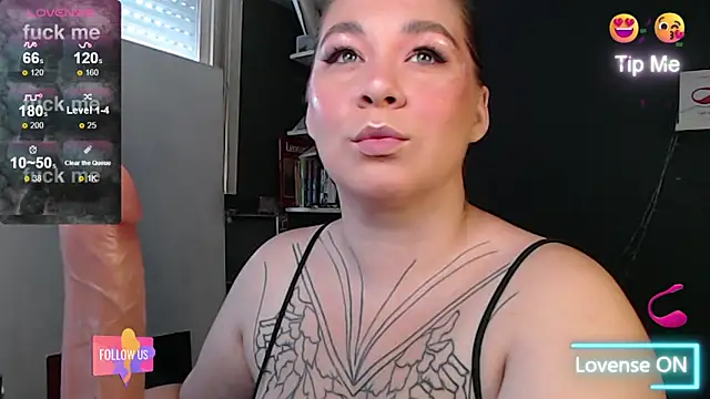 Snapshot of Enotika chatting on February 27, 2:21 pm Enotika online show from February 27, 2:21 pm