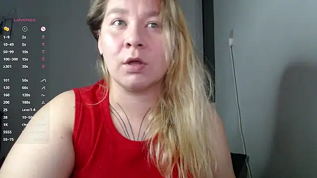 Snapshot of Enotika chatting on November 5, 10:32 pm Enotika online show from November 5, 10:32 pm