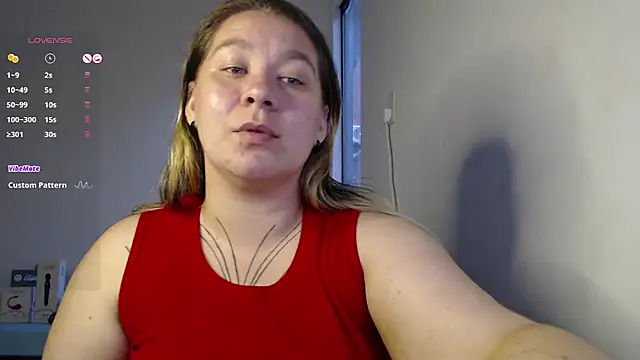 Snapshot of Enotika chatting on November 7, 9:15 pm Enotika online show from November 7, 9:15 pm