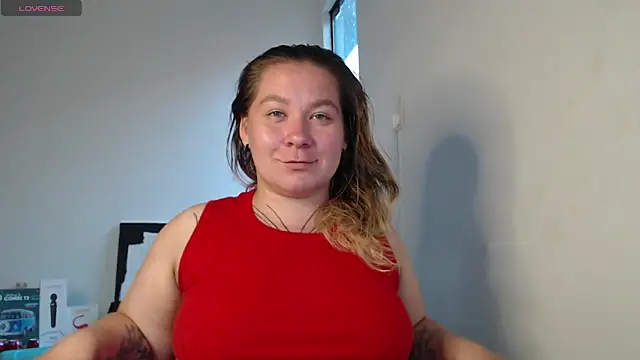 Snapshot of Enotika chatting on November 21, 9:24 pm Enotika online show from November 21, 9:24 pm