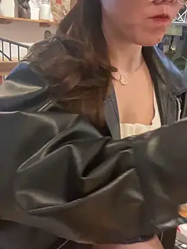 Snapshot of HinaLovely chatting on January 20, 12:39 pm HinaLovely online show from January 20, 12:39 pm