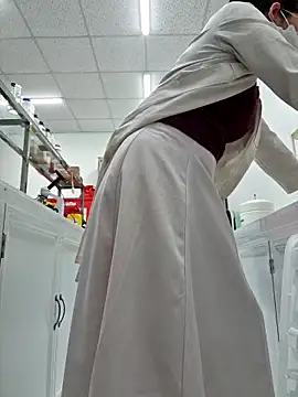 Snapshot of HinaLovely chatting on February 24, 9:40 am HinaLovely online show from February 24, 9:40 am