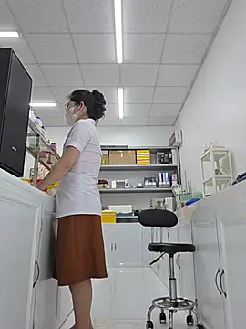 Snapshot of HinaLovely chatting on July 1, 2:57 am HinaLovely online show from July 1, 2:57 am
