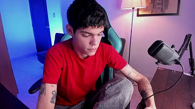 Snapshot of Varya_Ferreira chatting on February 3, 3:04 am Varya Ferreira online show from February 3, 3:04 am