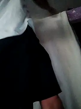 Snapshot of Aletulalarga chatting on April 9, 11:21 pm Aletulalarga online show from April 9, 11:21 pm
