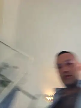 Snapshot of enricso chatting on April 19, 1:10 pm enricso online show from April 19, 1:10 pm