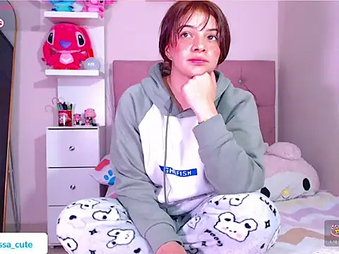 Vannessa  Shy online show from December 19, 1:23 am