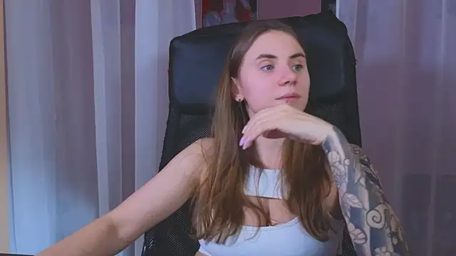  AnnaStark  online show from January 3, 12:33 am