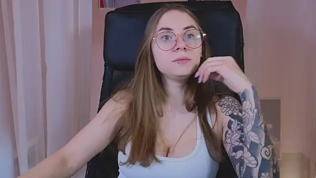  AnnaStark  online show from January 4, 8:37 pm