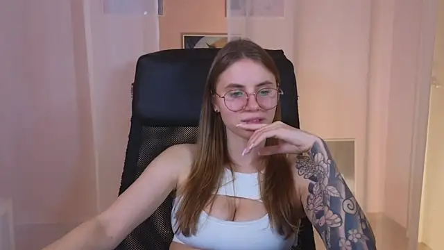  AnnaStark  online show from January 22, 11:53 pm