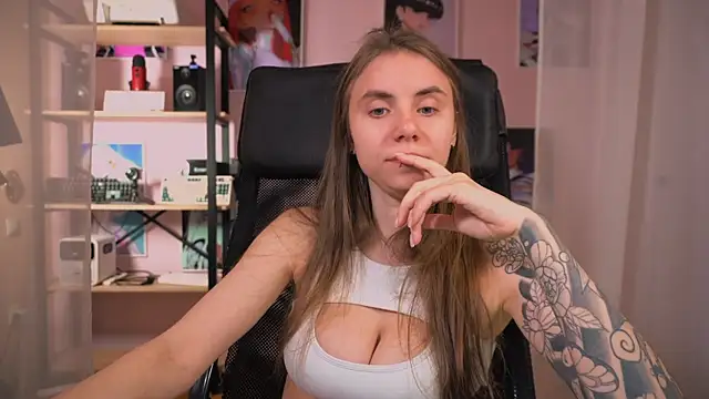  AnnaStark  online show from October 18, 7:47 pm