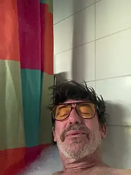 Snapshot of maxximere chatting on February 21, 4:52 pm maxximere online show from February 21, 4:52 pm