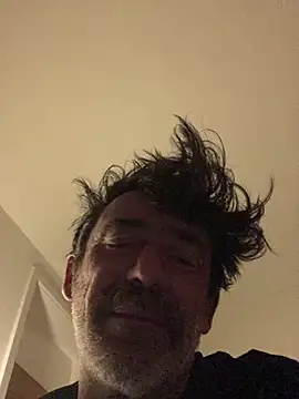 Snapshot of maxximere chatting on February 25, 11:36 pm maxximere online show from February 25, 11:36 pm