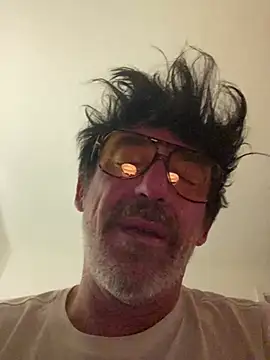 Snapshot of maxximere chatting on February 28, 10:11 pm maxximere online show from February 28, 10:11 pm