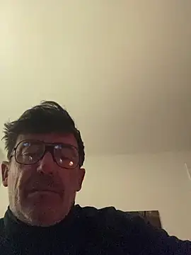 maxximere online show from March 30, 10:55 pm