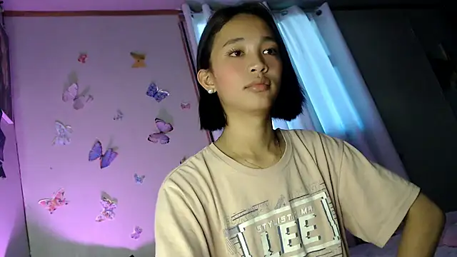 Snapshot of Angel_Morgan69 chatting on March 8, 1:39 am Angel Morgan69 online show from March 8, 1:39 am