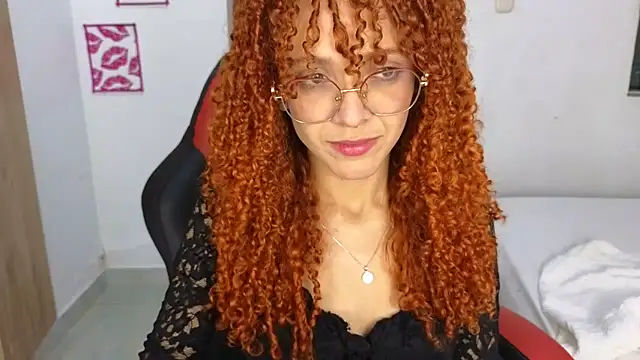 SexyLeilaa online show from January 6, 2:04 am