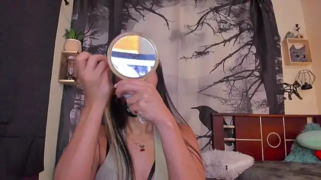 Snapshot of annyluna1 chatting on January 10, 8:21 pm annyluna1 online show from January 10, 8:21 pm