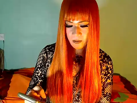 Hugeladycockmarga online show from December 20, 2:19 am