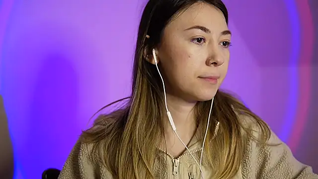 chibi moon  online show from January 11, 4:57 pm