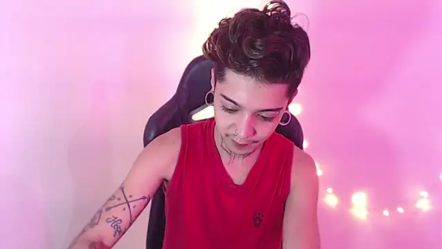 Snapshot of saad_man chatting on January 15, 8:09 am saad man online show from January 15, 8:09 am