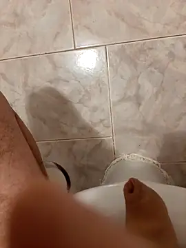 Snapshot of Alex_7422 chatting on October 25, 3:40 pm Alex 7422 online show from October 25, 3:40 pm