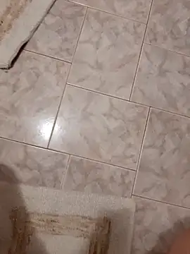 Alex 7422 online show from April 9, 1:05 pm