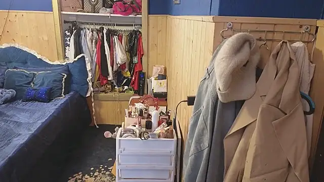 VanessaDoyle online show from January 14, 3:39 pm