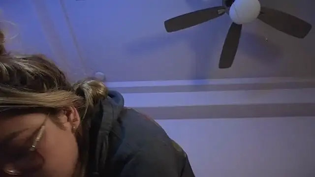 drizzypeach602 online show from January 17, 5:32 am