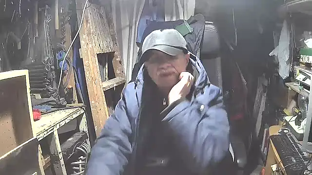 nonnomaturobisex online show from February 21, 3:43 pm