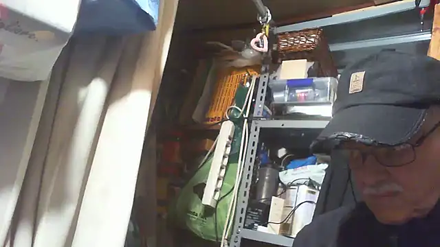 nonnomaturobisex online show from October 12, 8:35 am