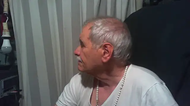 nonnomaturobisex online show from May 21, 8:43 am