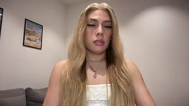 saray doll online show from June 6, 1:43 am